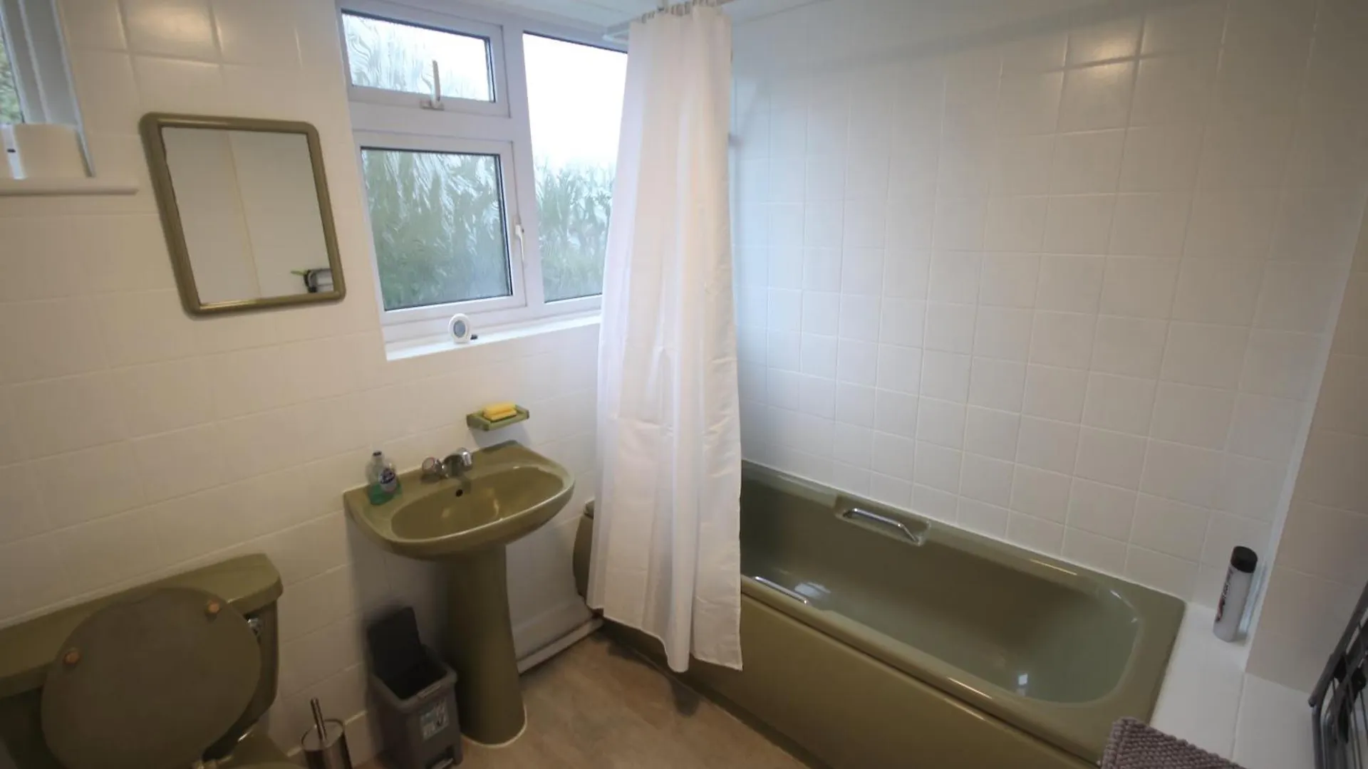 Hillingdon'S House Villa Ickenham